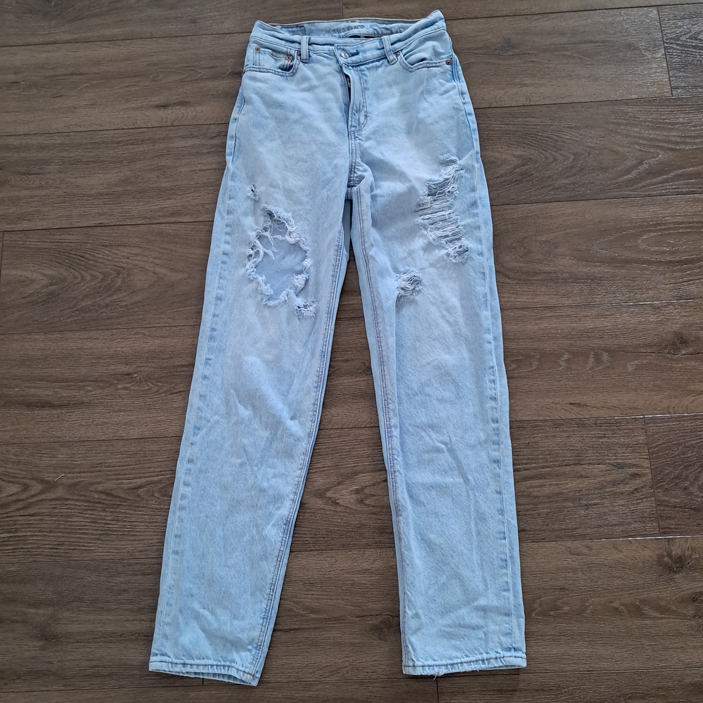 ​American Eagle Baggy Straight Jeans Women’s 0 Regular Light Wash Distressed